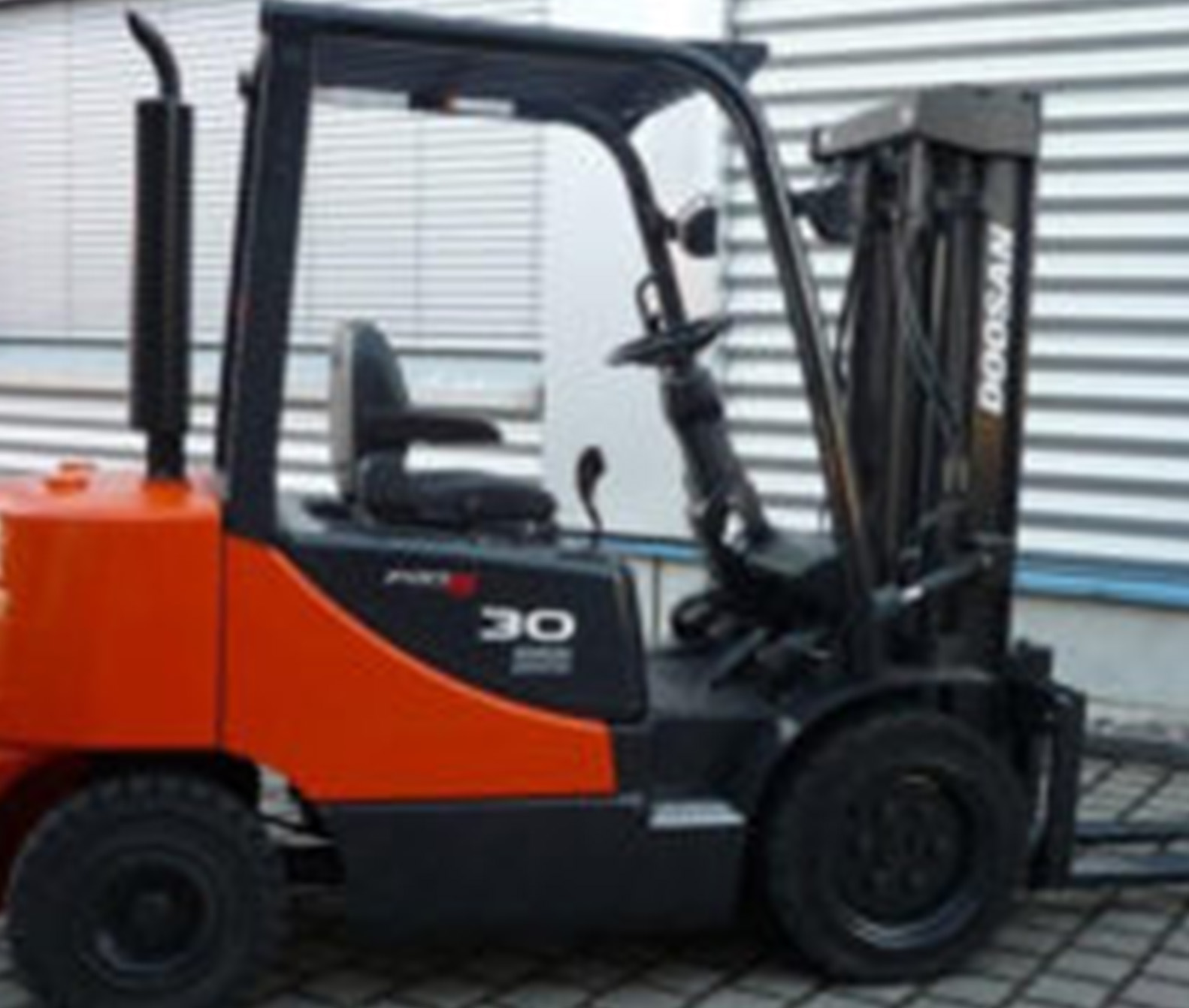 electric diesel and petrol forklifts