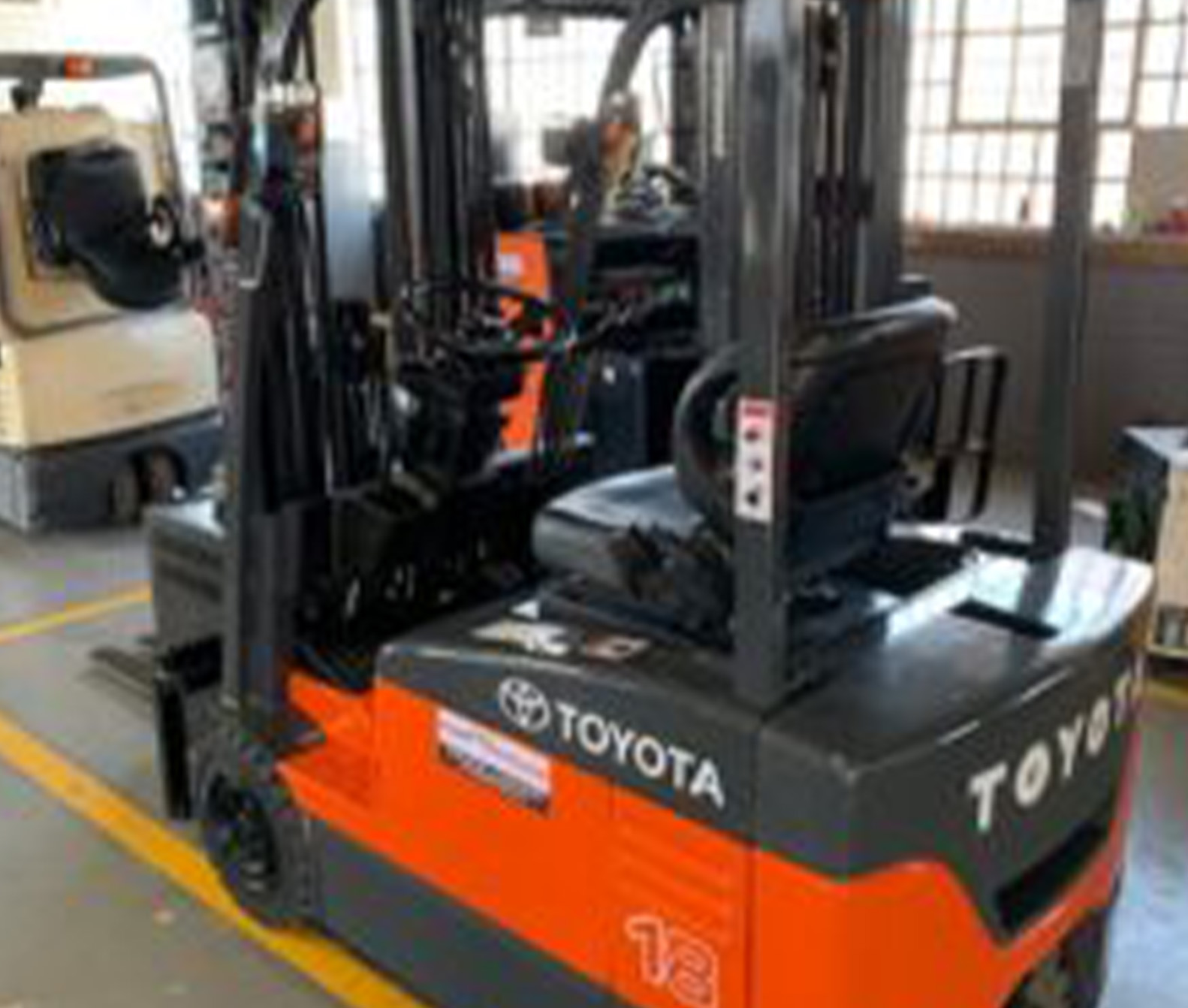 electric diesel and petrol forklifts