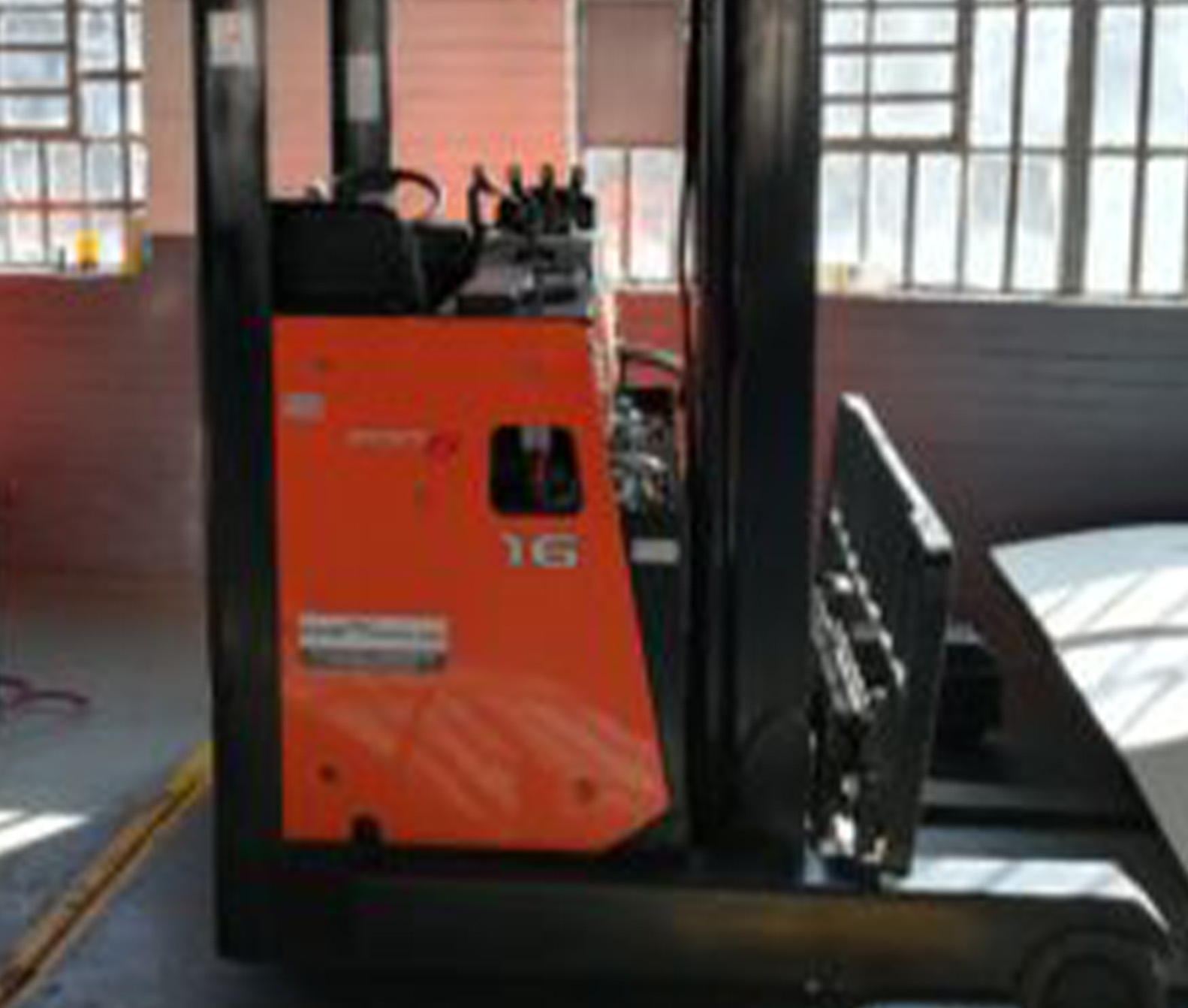 electric diesel and petrol forklifts